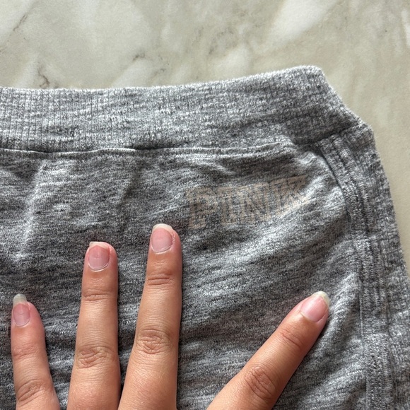 PINK Victoria's Secret Gray Lounge Shorts - Picture 4 of 4